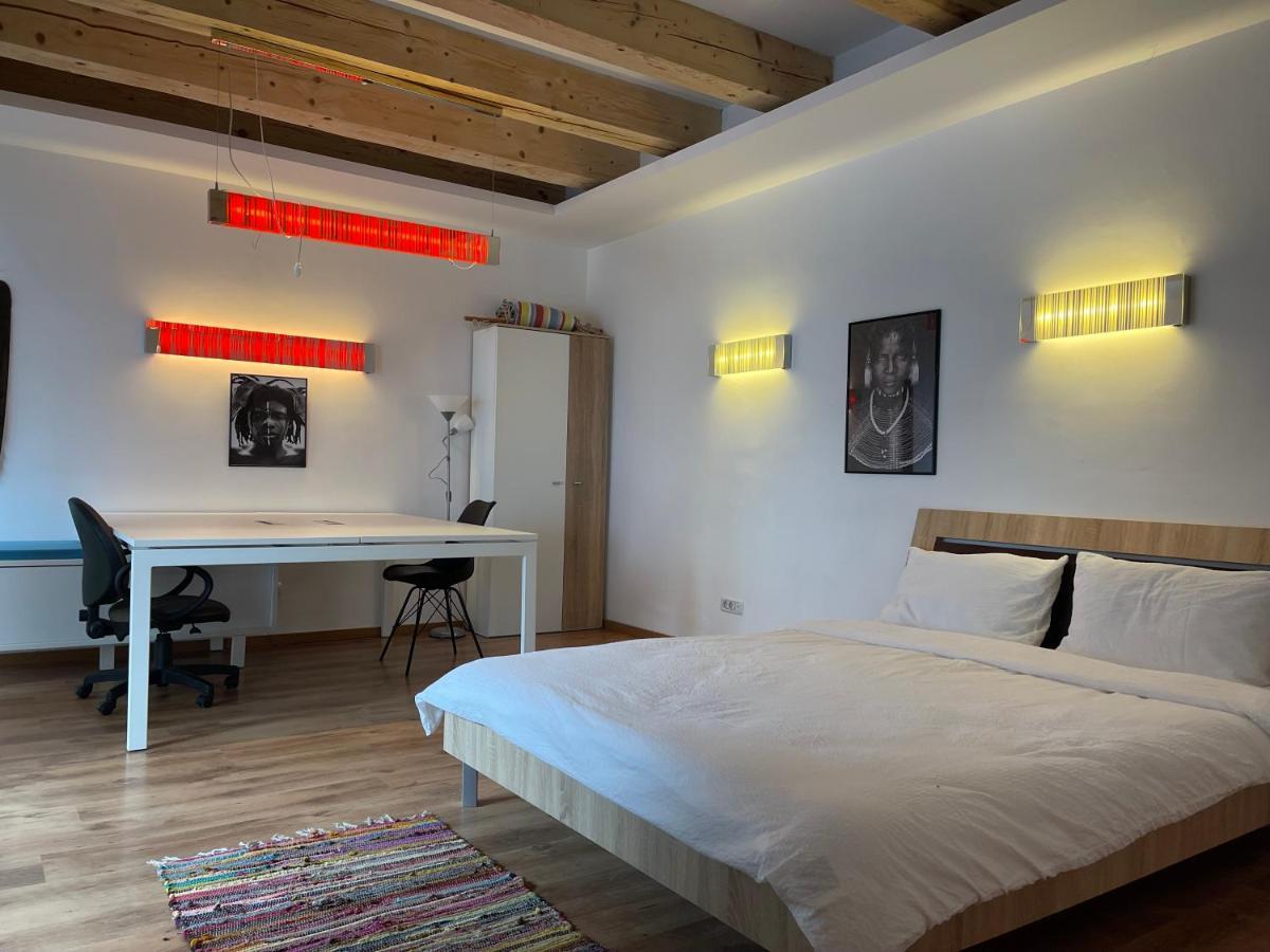 Apartament Savoya4 Old Center Self Checkin Workspacestudio